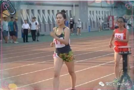 奋勇拼搏 勇往直前