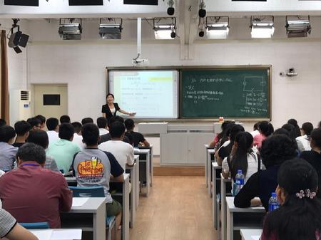 物理与信息工程学院黄晓寸老师